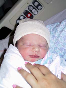 08-04-2004_09_Hospital