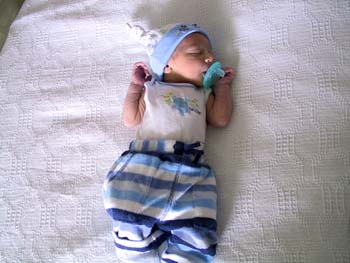 08-06-2004_02_Hospital