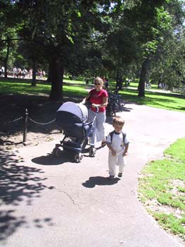 08-22-2004_11_BostonCommon