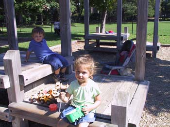 09-22-2004_03_BeaconPlaygr