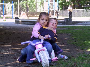 10-07-2004_03_BeaconPlaygr