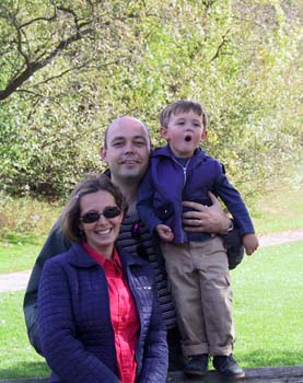 10-16-2004_03_LarzAndersen