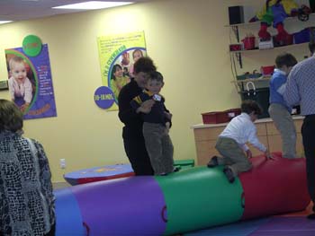 12-18-2004_05_Gymboree