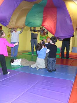 12-18-2004_09_Gymboree