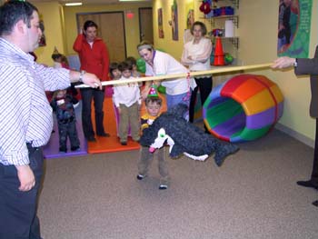 12-18-2004_16_Gymboree