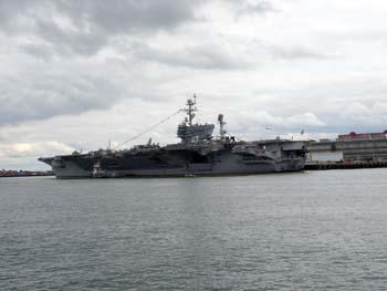 05-22-2005_04_BostonHarbor