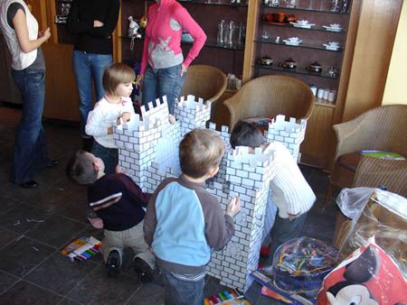 12-17-2005_16_EricBday