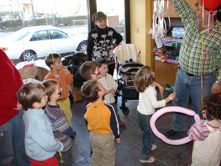 12-17-2005_25_EricBday