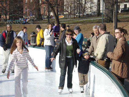 12-24-2005_02_BostonCom