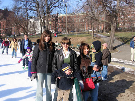 12-24-2005_06_BostonCom