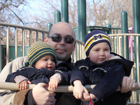 12-24-2005_10_BostonCom