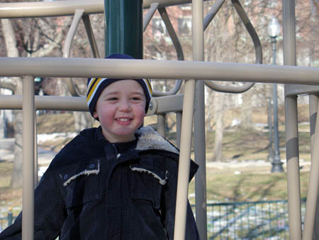 12-24-2005_13_BostonCom