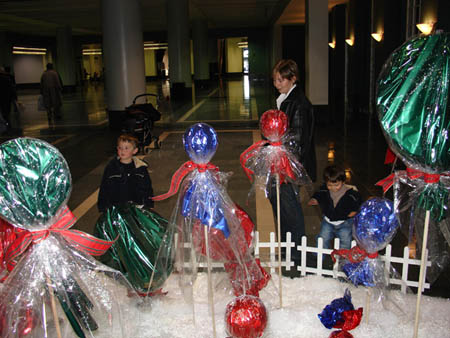 12-24-2005_42_EnchVil