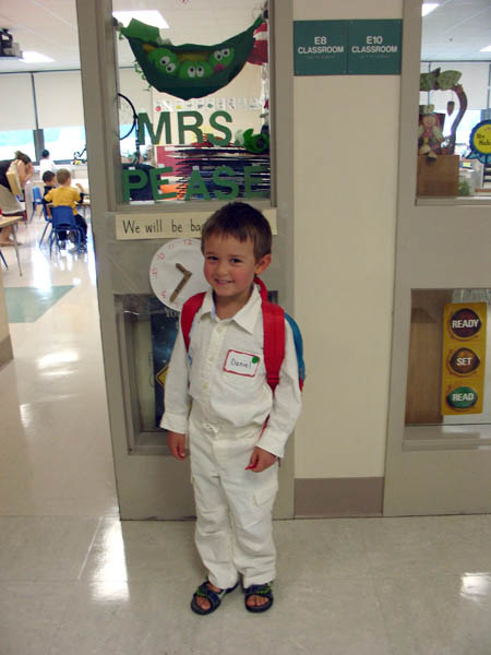 09-05-2006_05_School