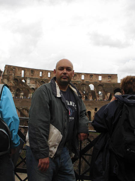 09-17-06_50_Rome-Colosseo