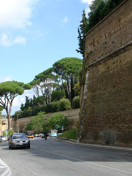 09-18-06_001_Rome-Vatican