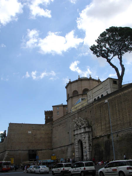 09-18-06_002_Rome-Vatican