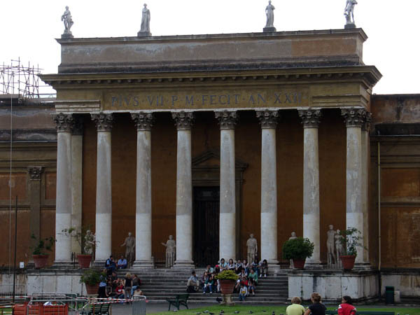09-18-06_008_Rome-Vatican
