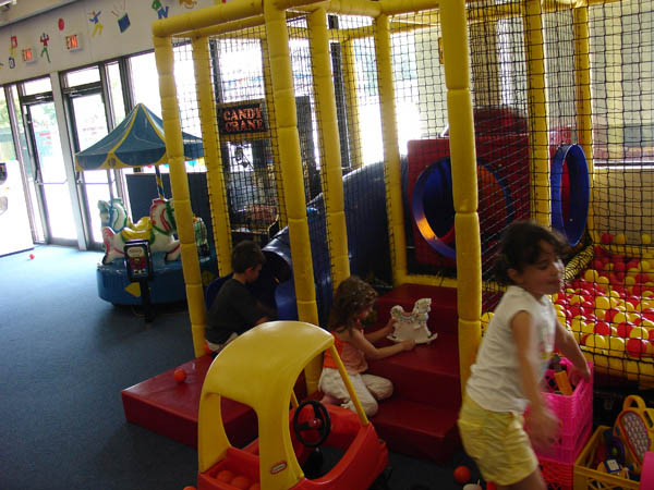 06-17-2007_06_FunLand